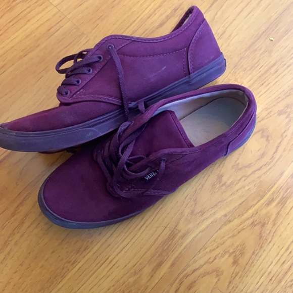 Maroon Vans! - Picture 3 of 4